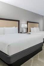 Hotel DoubleTree by Hilton Hotel Austin - University Area photo 2