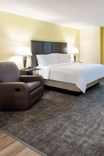Hotel Candlewood Suites Rochester Mayo Clinic Area photo 1