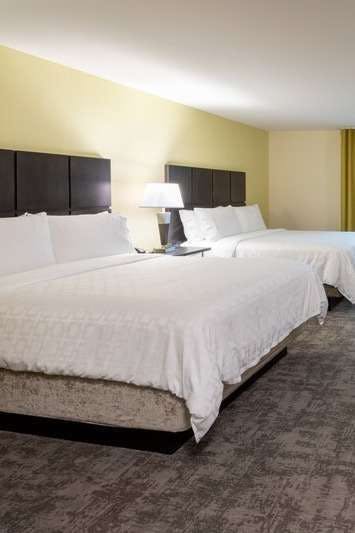 Hotel Candlewood Suites Rochester Mayo Clinic Area photo 3