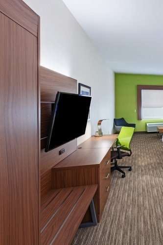 Hotel Holiday Inn Express & Suites Longview South I-20 photo 4