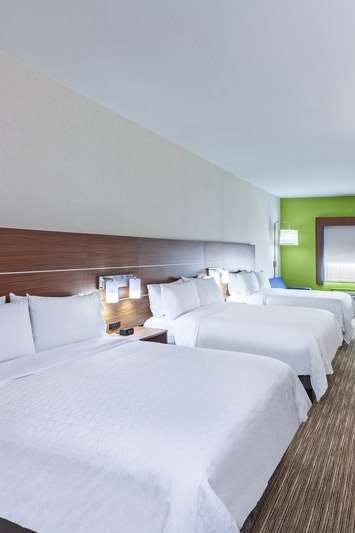 Hotel Holiday Inn Express & Suites Longview South I-20 photo 3