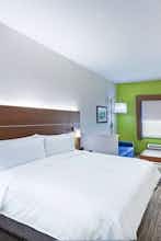 Hotel Holiday Inn Express & Suites Longview South I-20 photo 1