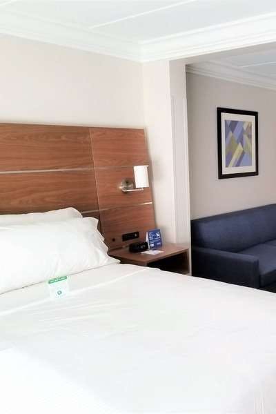 Hotel Holiday Inn Express Columbia - Two Notch photo 1