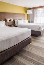 Hotel Holiday Inn Express Fullerton Anaheim photo 2