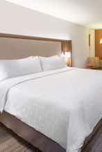 Hotel Holiday Inn Express New Albany photo 2