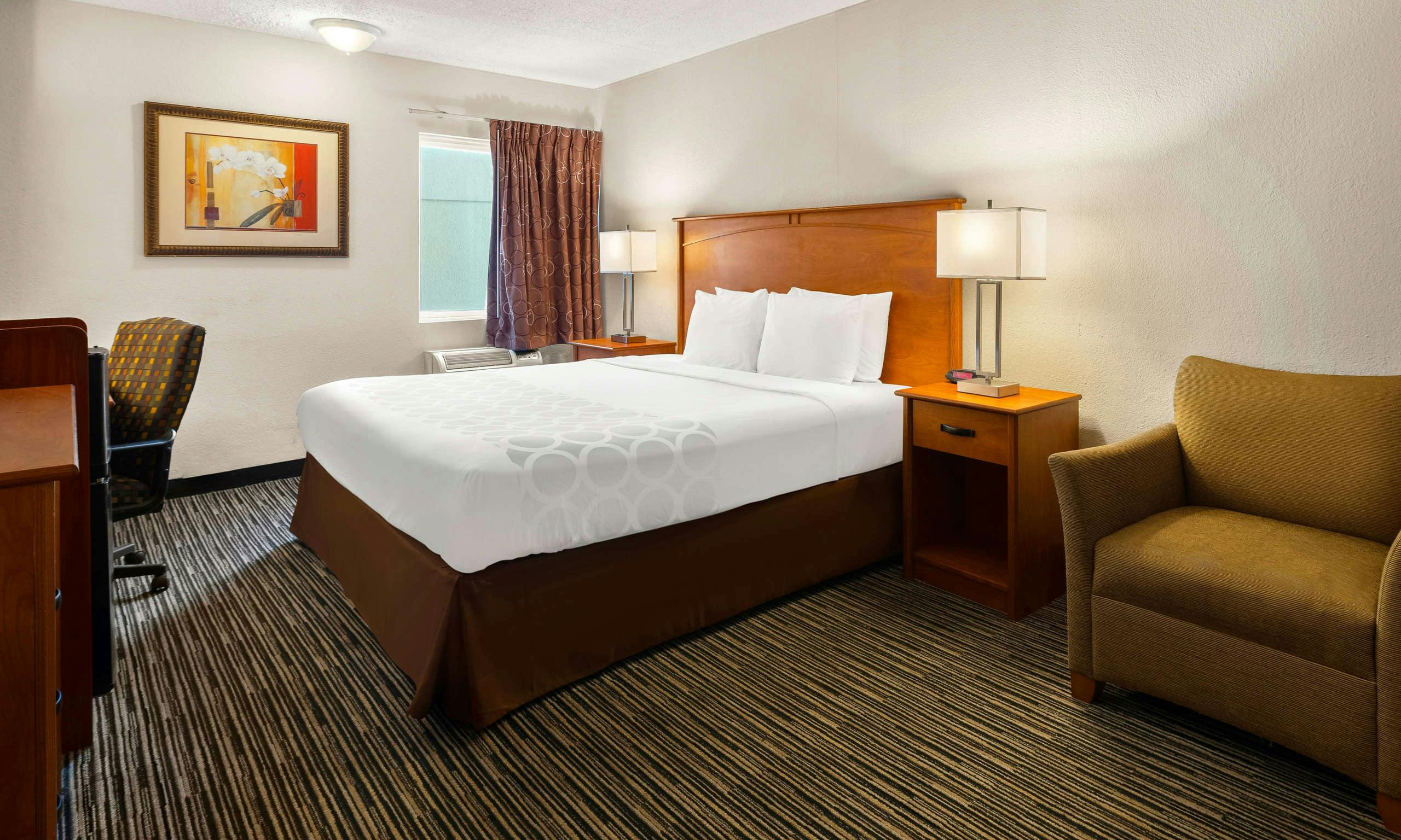 Magnuson Hotel Detroit Airport