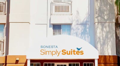 Sonesta Simply Suites Phoenix Glendale
