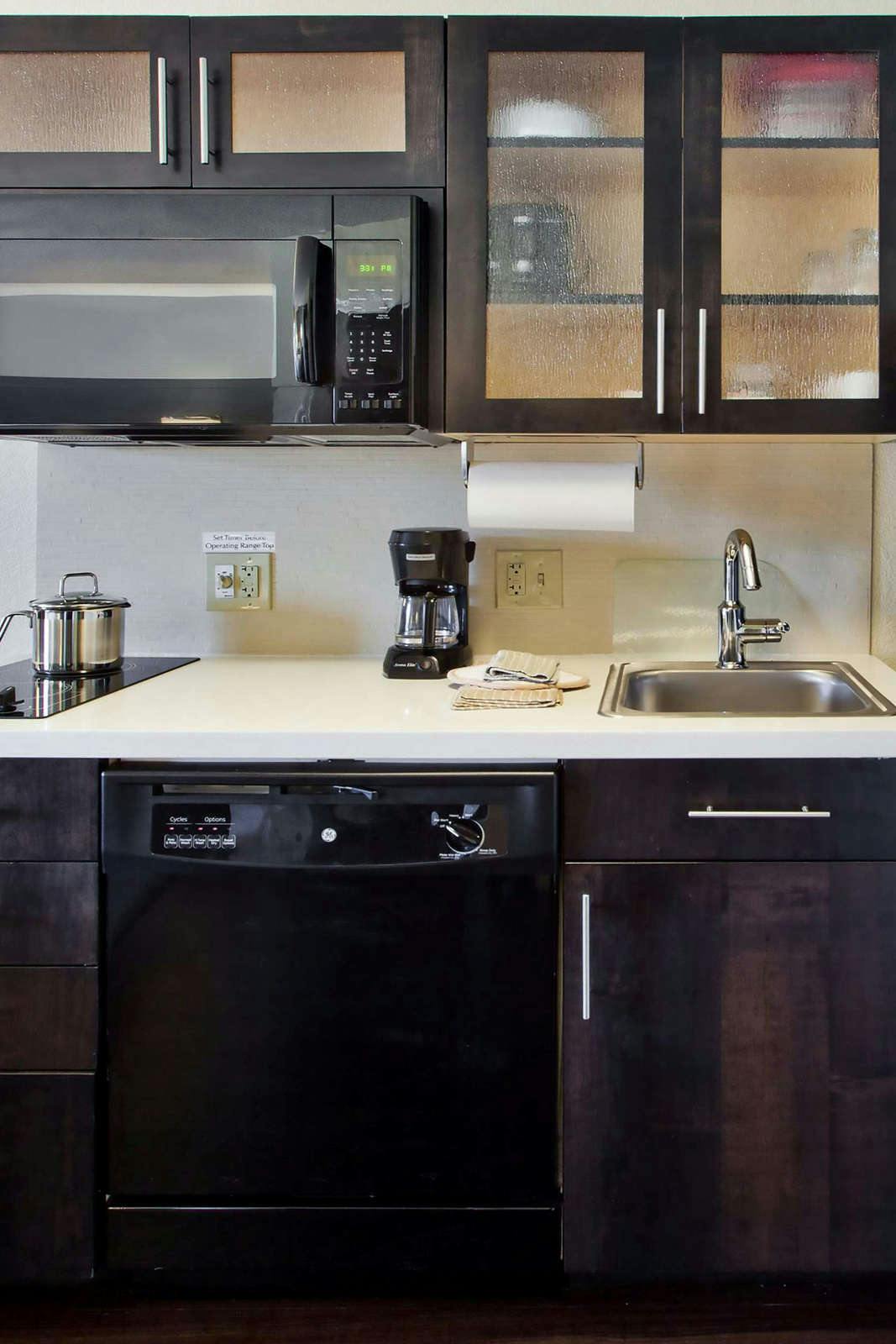 Hotel Sonesta Simply Suites Phoenix Glendale photo 4