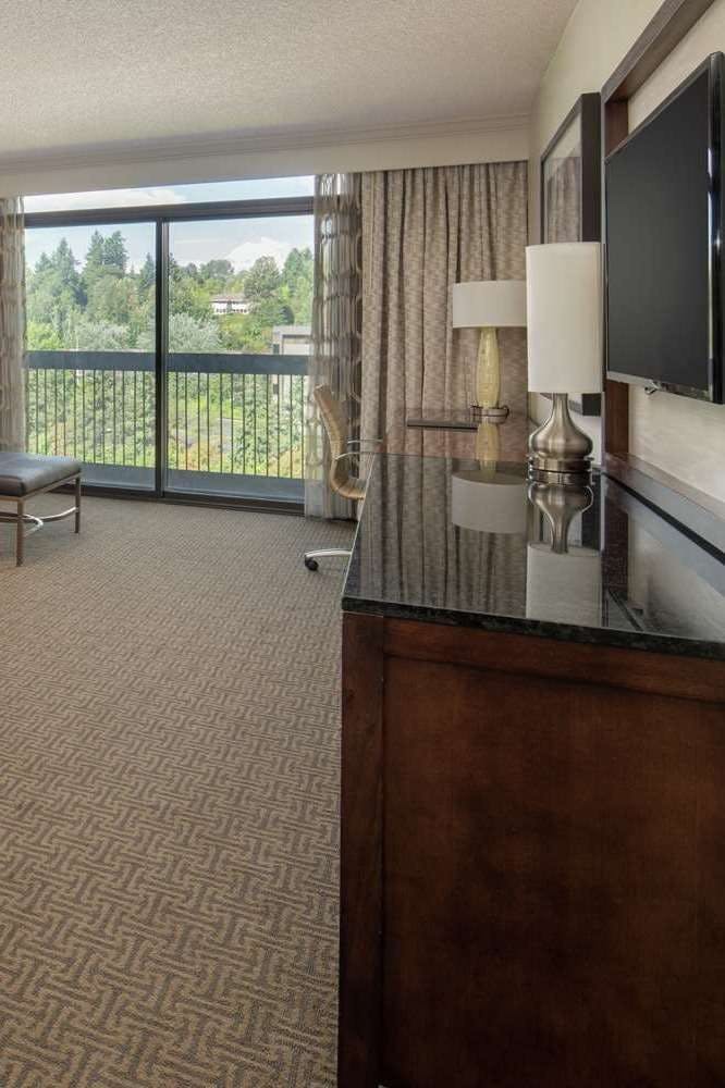 Hotel Hilton Bellevue photo 3