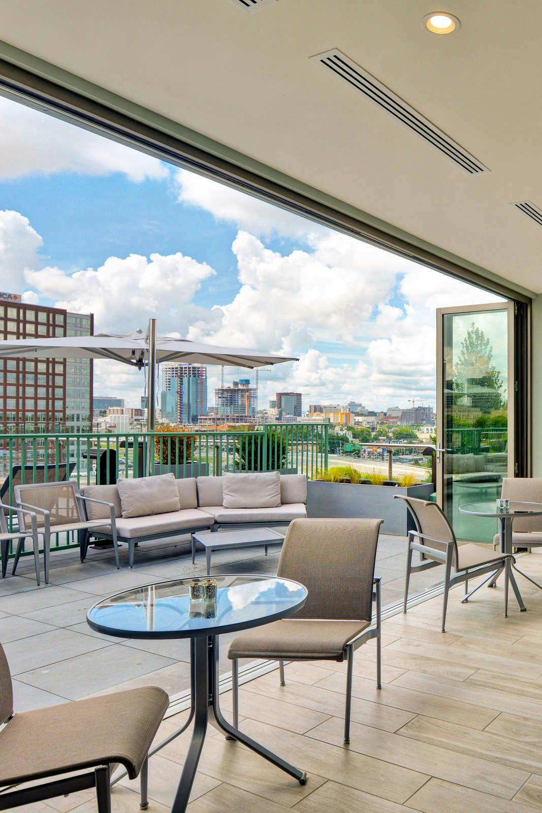 Hampton Inn & Suites Nashville Downtown Capitol View