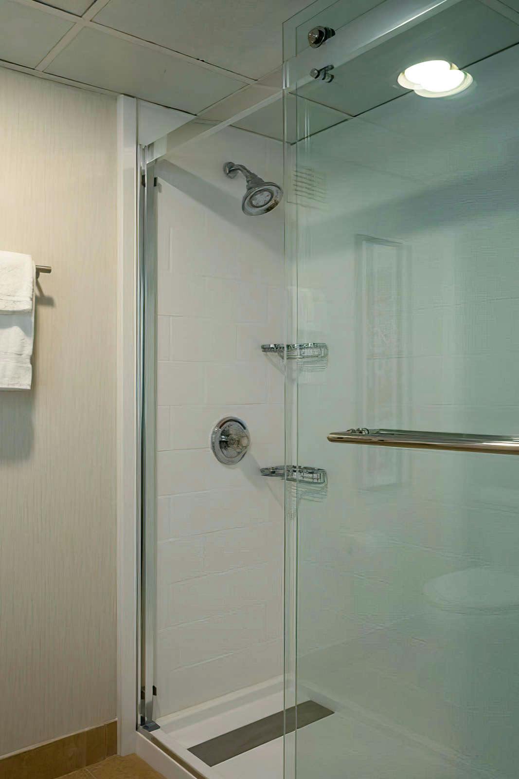 Hotel Crowne Plaza Englewood, an IHG Hotel photo 3