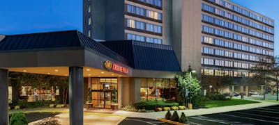 Crowne Plaza Englewood, an IHG Hotel