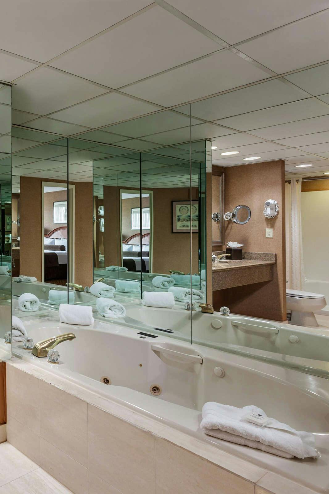 Hotel Crowne Plaza Englewood, an IHG Hotel photo 4