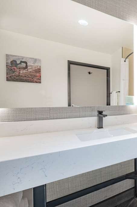 Hotel La Quinta Inn & Suites by Wyndham Yucaipa photo 5