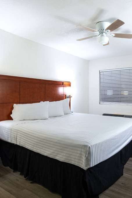 Hotel Travelodge by Wyndham Parker photo 4