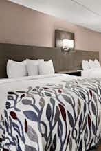 Hotel Red Roof Inn Cleveland - Westlake photo 4