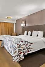Hotel Red Roof Inn Cleveland - Westlake photo 1