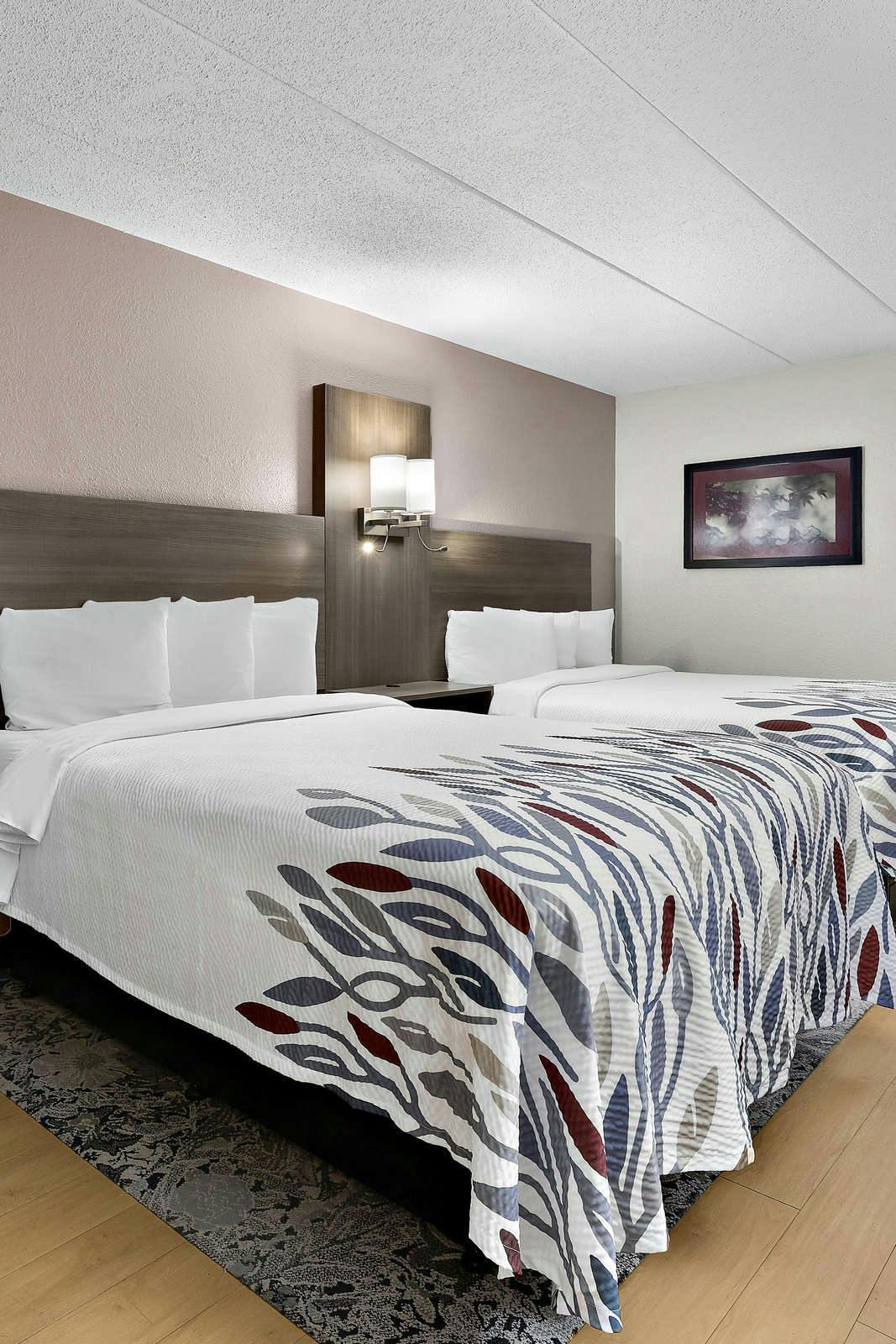 Hotel Red Roof Inn Cleveland - Westlake photo 3