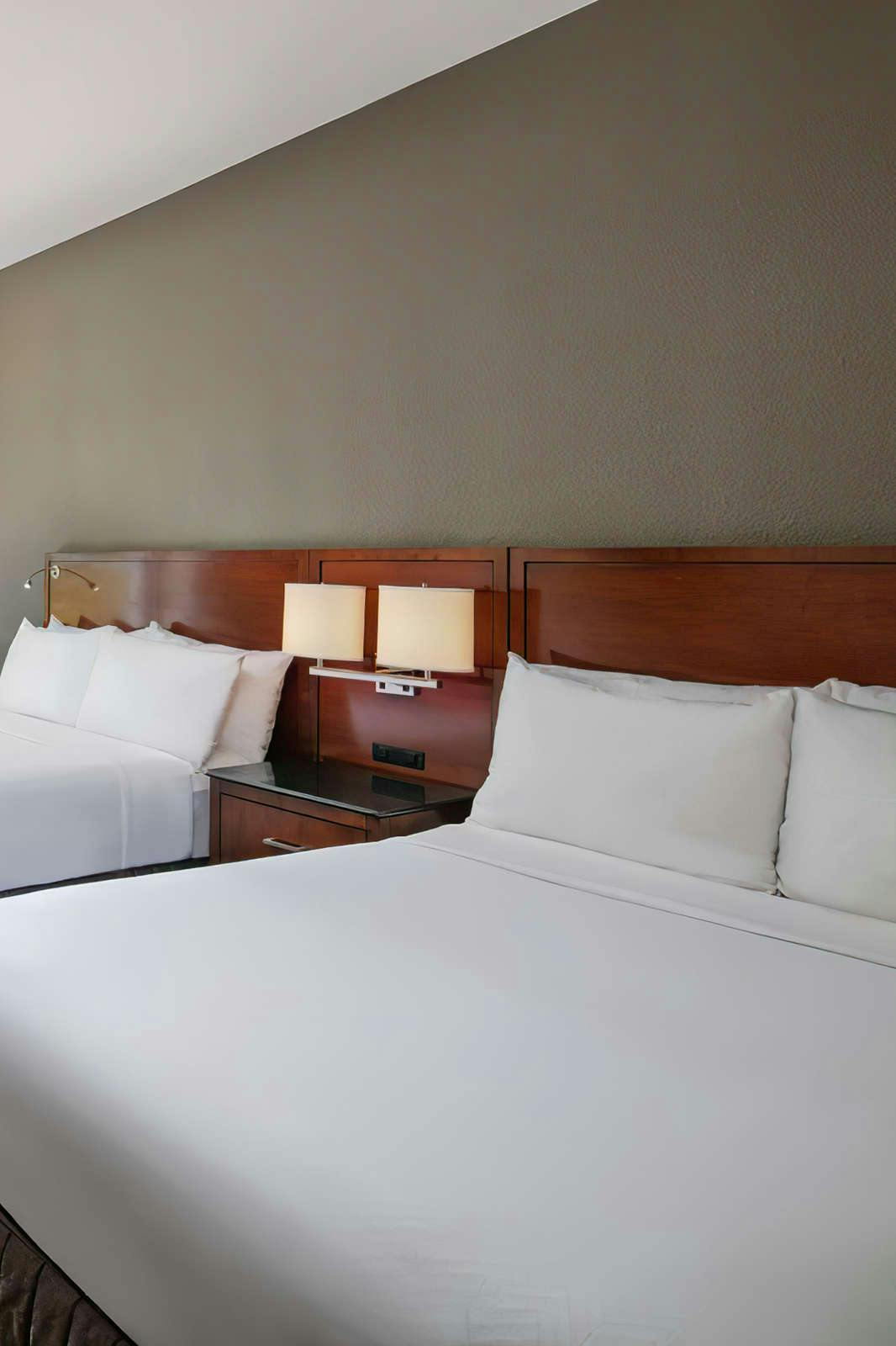 Hotel Sonesta Charlotte Lower South End photo 3