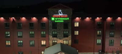 Wyndham Garden Redwood Valley