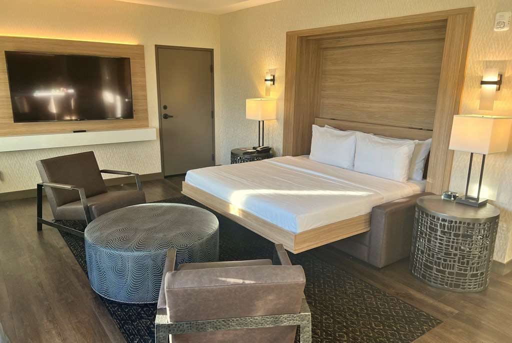 Hotel Wyndham Garden Redwood Valley photo 3