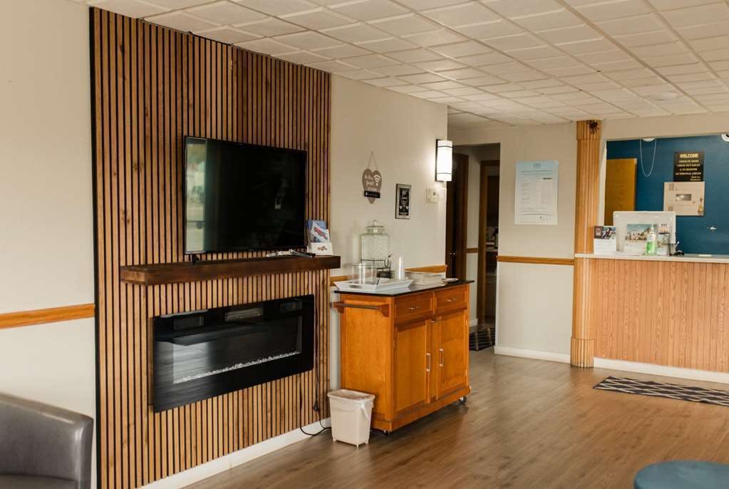 Hotel Travelodge by Wyndham Escanaba photo 3