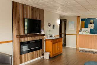 Hotel Travelodge by Wyndham Escanaba photo 3