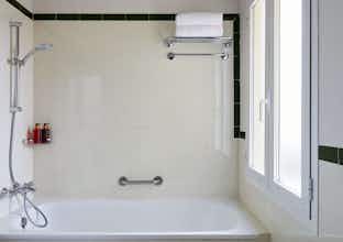 Hotel Hotel Indigo Madrid Princesa photo 5