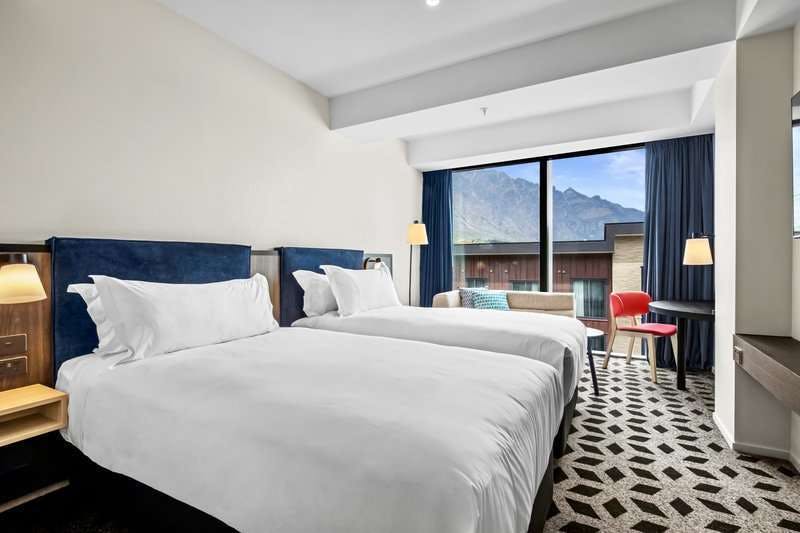 Hotel Holiday Inn Queenstown Remarkables Park photo 2