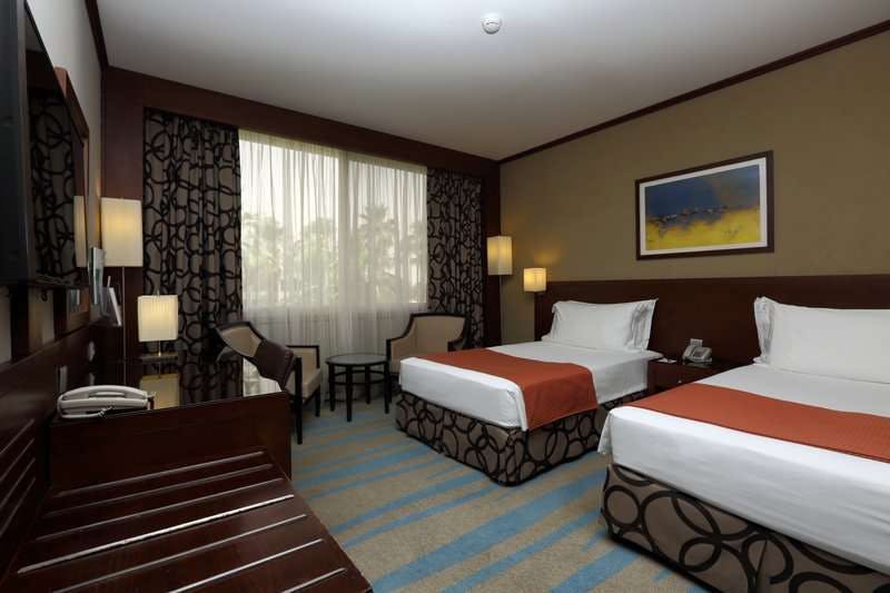 Hotel Holiday Inn Riyadh Izdihar photo 1