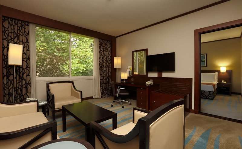 Hotel Holiday Inn Riyadh Izdihar photo 4