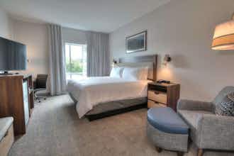 Hotel Holiday Inn & Suites Pigeon Forge Convention Center, an IHG Hotel photo 1