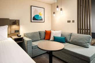 Hotel Holiday Inn Manchester Airport photo 3