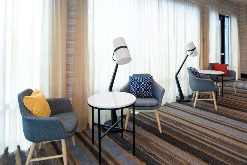 Hotel Holiday Inn & Suites Idaho Falls photo 4