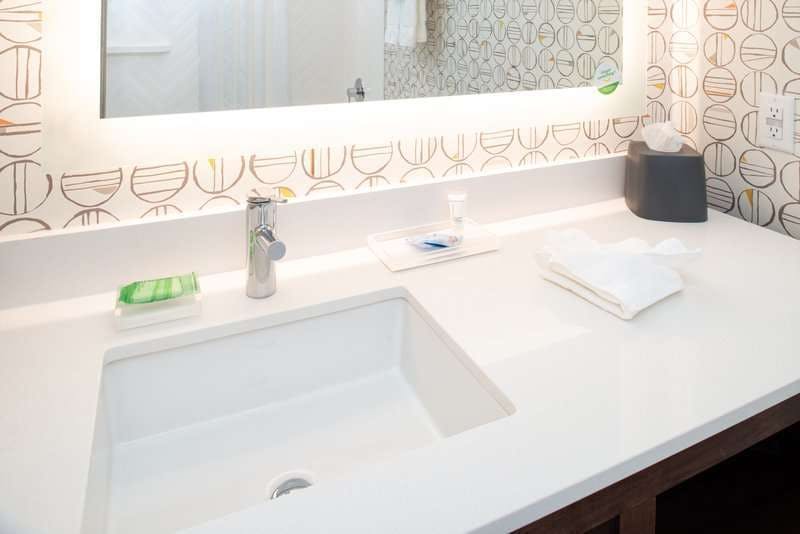 Hotel Holiday Inn & Suites Idaho Falls photo 5