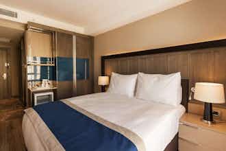 Hotel Holiday Inn Kayseri Duvenonu photo 2