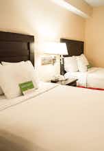 Hotel La Quinta Inn & Suites by Wyndham Centralia photo 2