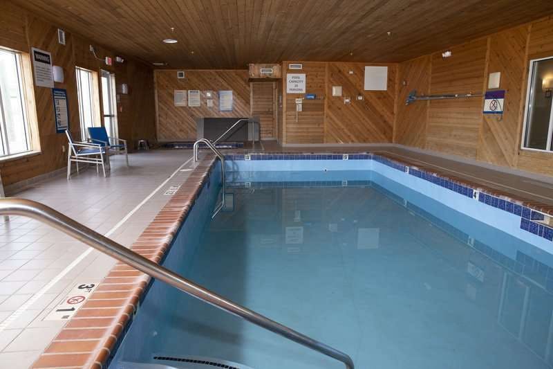 Hotel Holiday Inn Express Toledo West Napoleon photo 5