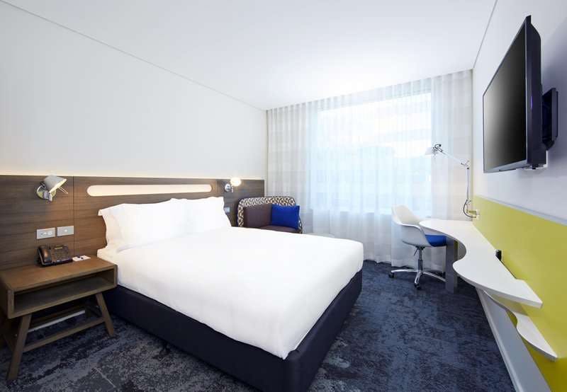 Hotel Holiday Inn Express Sydney Macquarie Park photo 1