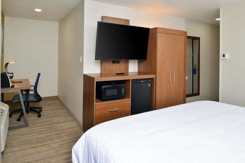 Hotel Holiday Inn Express Santa Rosa North photo 5