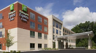 Holiday Inn Express & Suites Kingsland I-95-Naval Base Area by IHG