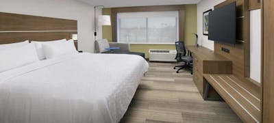 Holiday Inn Express & Suites Kingsland I-95-Naval Base Area by IHG