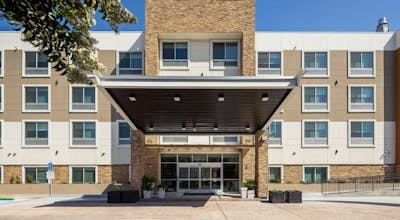 Holiday Inn Express & Suites San Jose – Silicon Valley