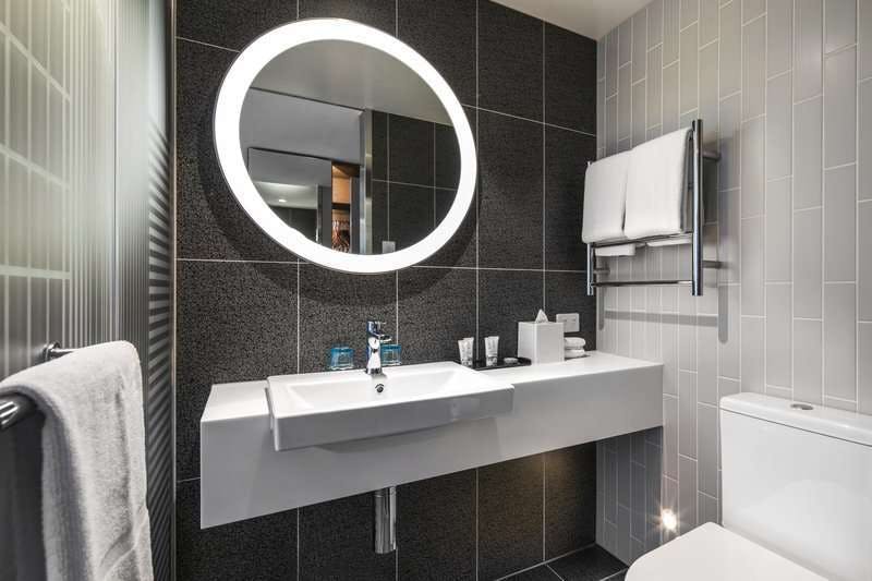 Hotel Holiday Inn Express Melbourne Little Collins photo 5