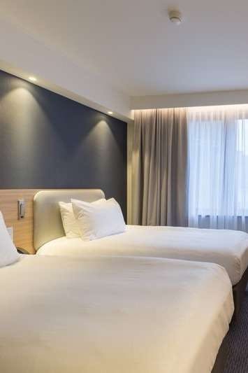 Hotel Holiday Inn Express Brussels Grand Place photo 3
