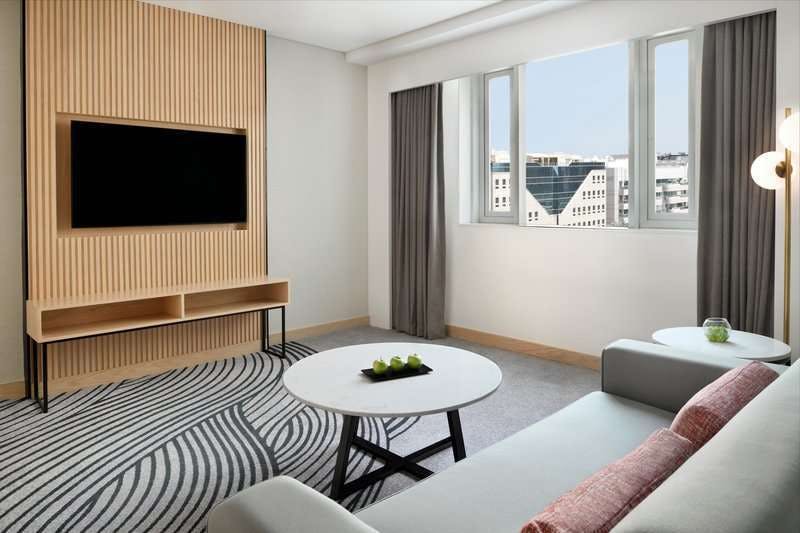 Hotel Crowne Plaza Dubai Jumeirah photo 4