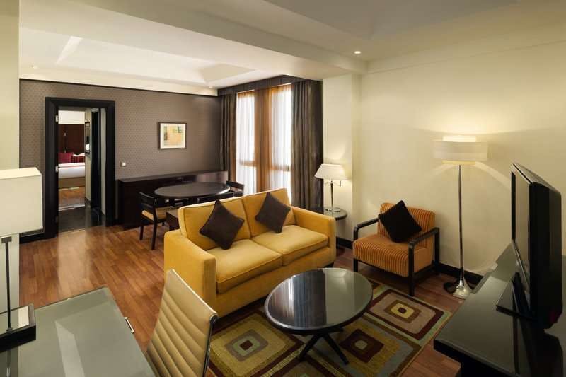 Hotel Crowne Plaza Al Khobar photo 4