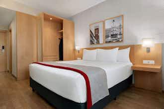 Hotel Ramada Madrid Getafe photo 2