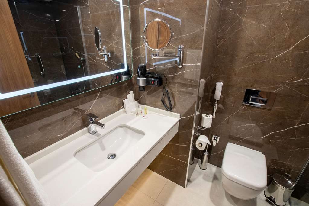 Hotel Ramada by Wyndham Izmir Aliaga photo 5