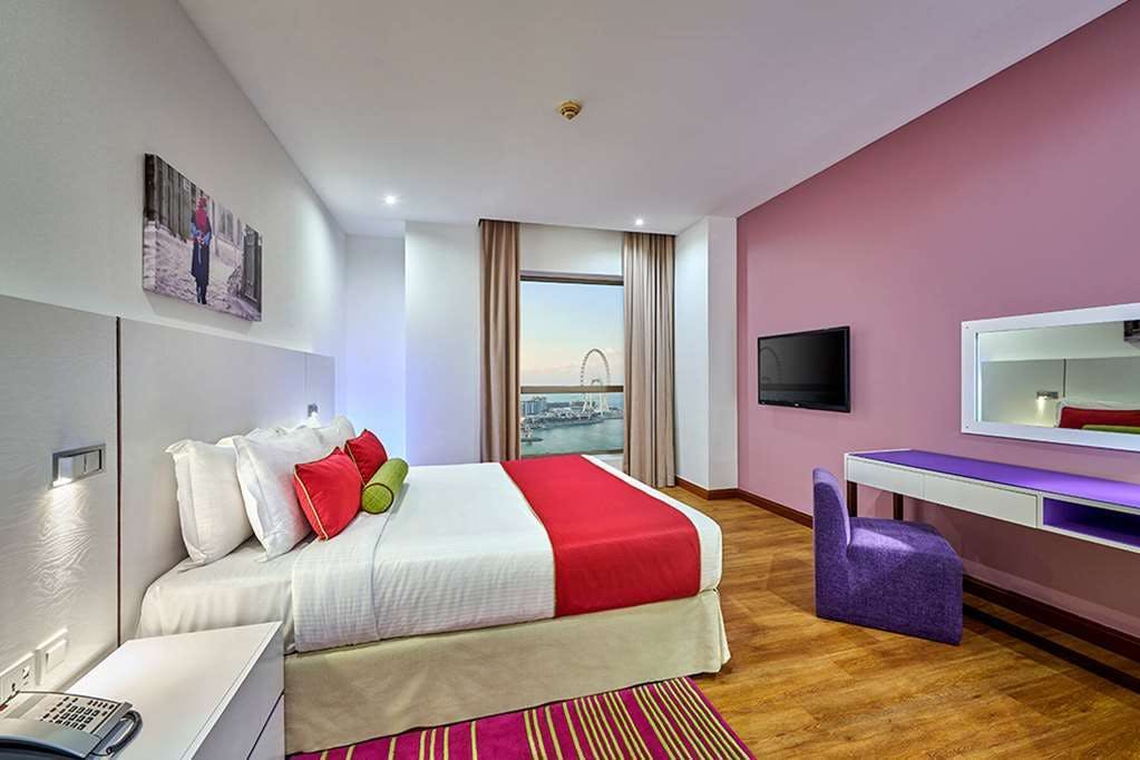 Hotel Ramada Htl and Stes Dubai JBR photo 1